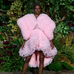 Cute Pink Short Tulle Dress 2025 New Celebrity Dress High Low Lush Gown Extra Puffy Tiered Tulle Formal Party Dresses Custom