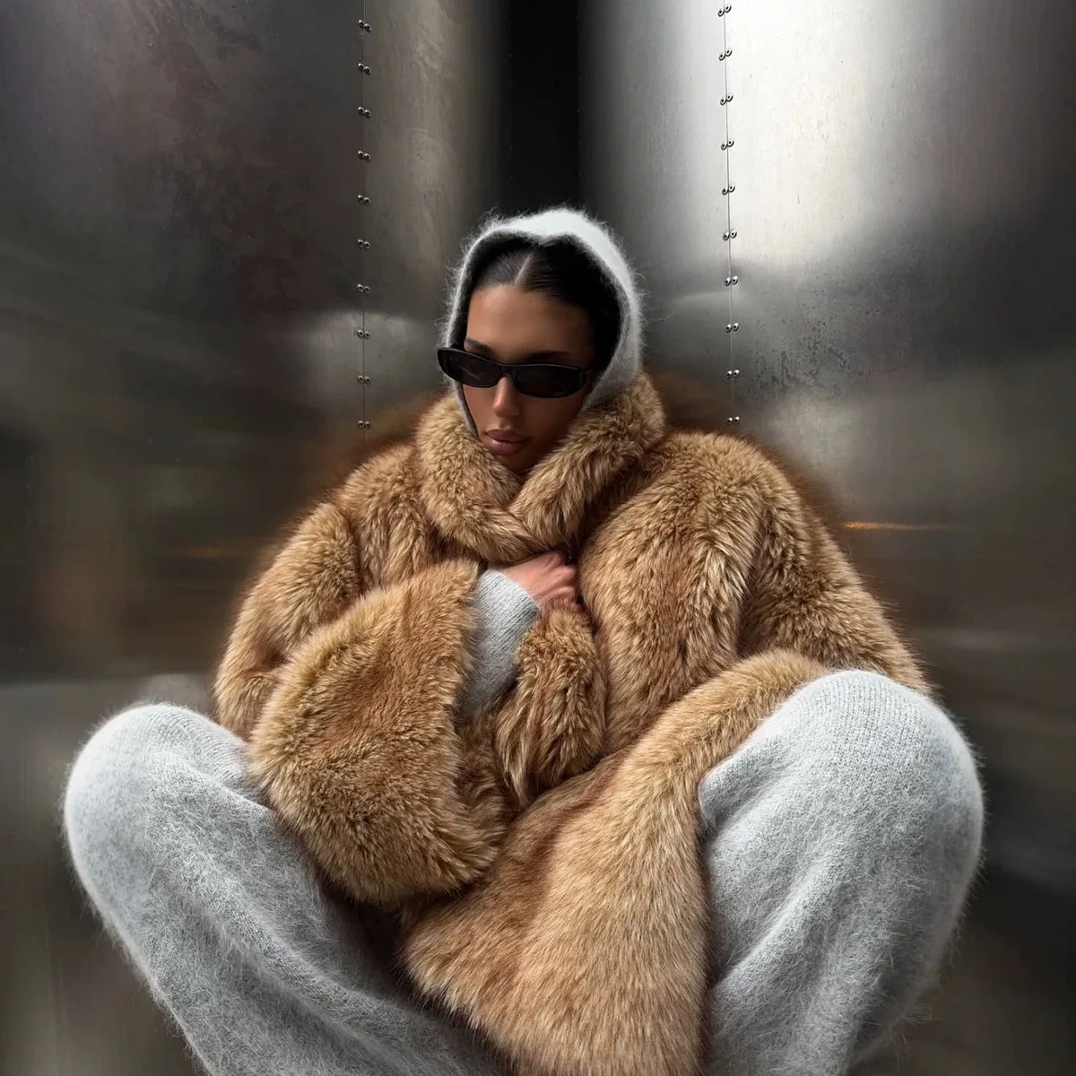 Oversized Woman Coats Winter Clothes Lapel Thicken Brown Faux Fur Coat Luxury Fluffy Jacket Ladies Coats Chic Outerwears
