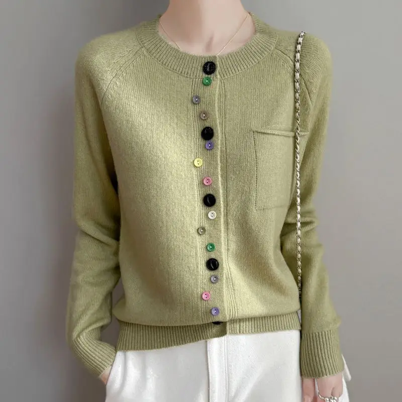 

2025 New Autumn and Winter Color Button Round Neck Knitted Cardigan for Women Loose Slim Sweater Jacket Top
