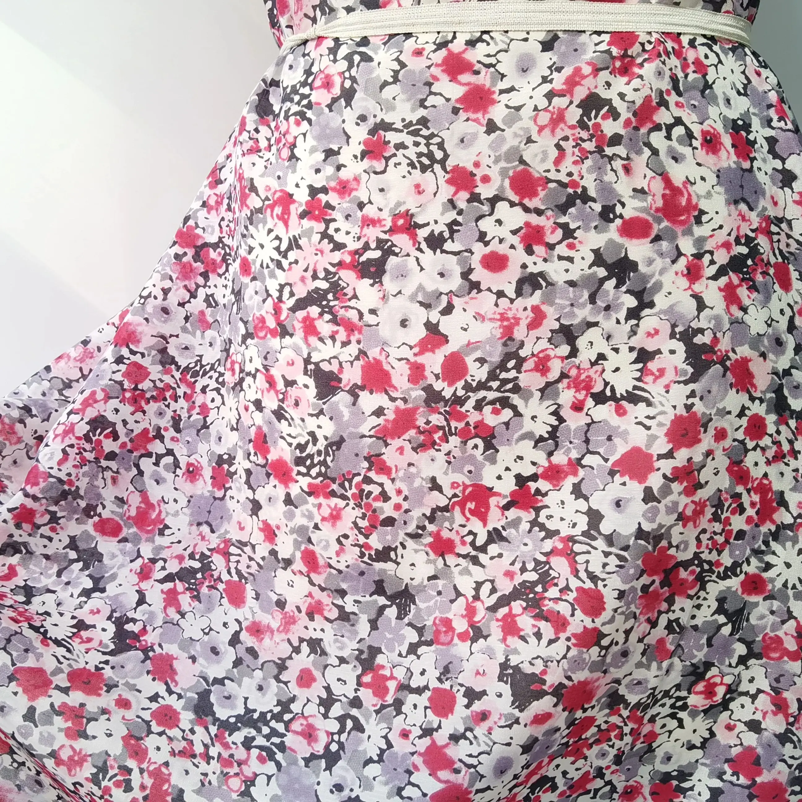 50cm*135cm Red Small Floral 40% Cotton 60% Silk Fabric For Dress Shirts