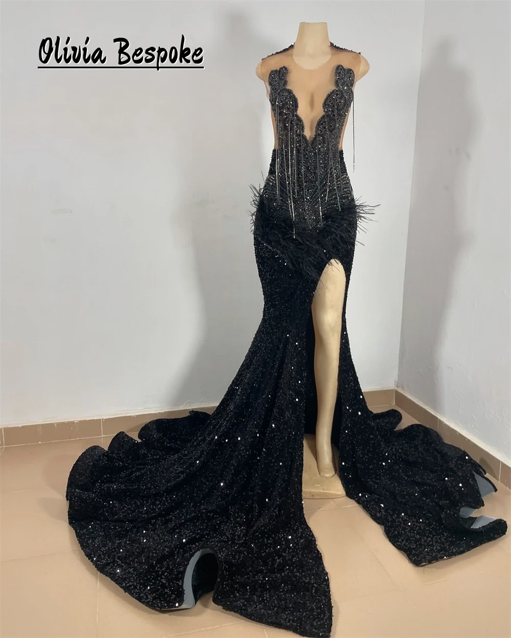 Verleidelijke zwarte split zeemeermin galajurken lange kwastjes kralen strass veren luxe jurken dames 2025, op maat