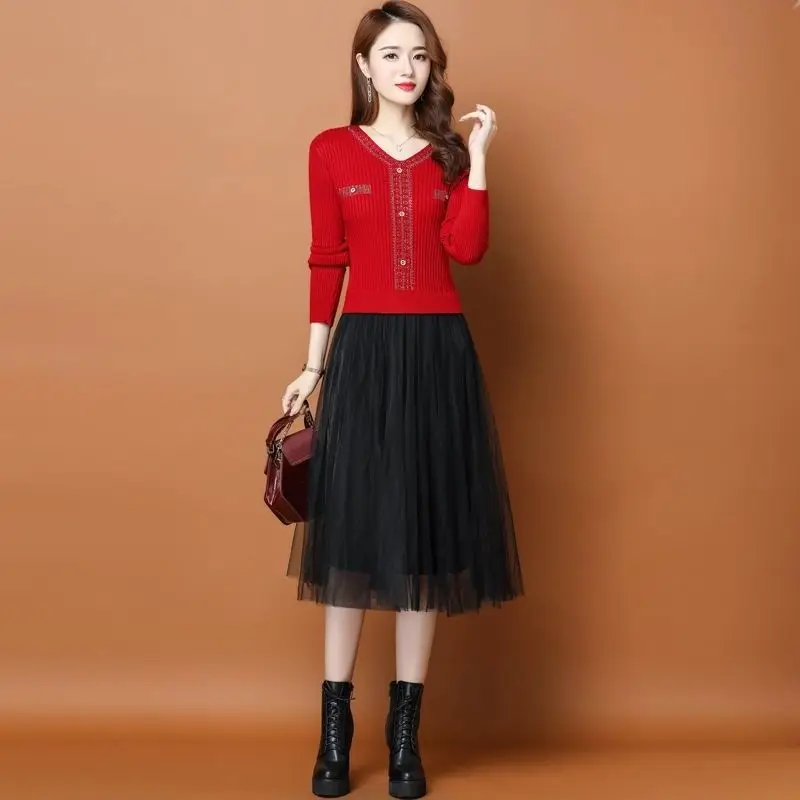 

Women Knitting Patchwork Long Sleeve Dress 2024 New Spring Autumn Fashion V-neck Slim Botton Sweater Dresses Female High Quality