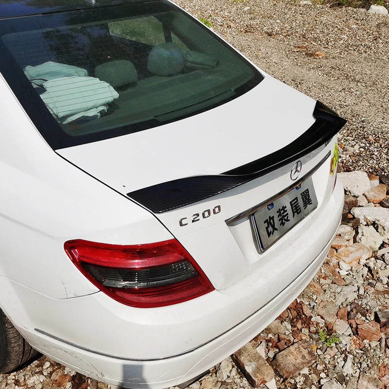 New design For Mercedes Benz W204 Spoiler 2008 to 2013 C Class C-Class C180 C200 C220 C63 glossy black carbon fiber ABS spoiler