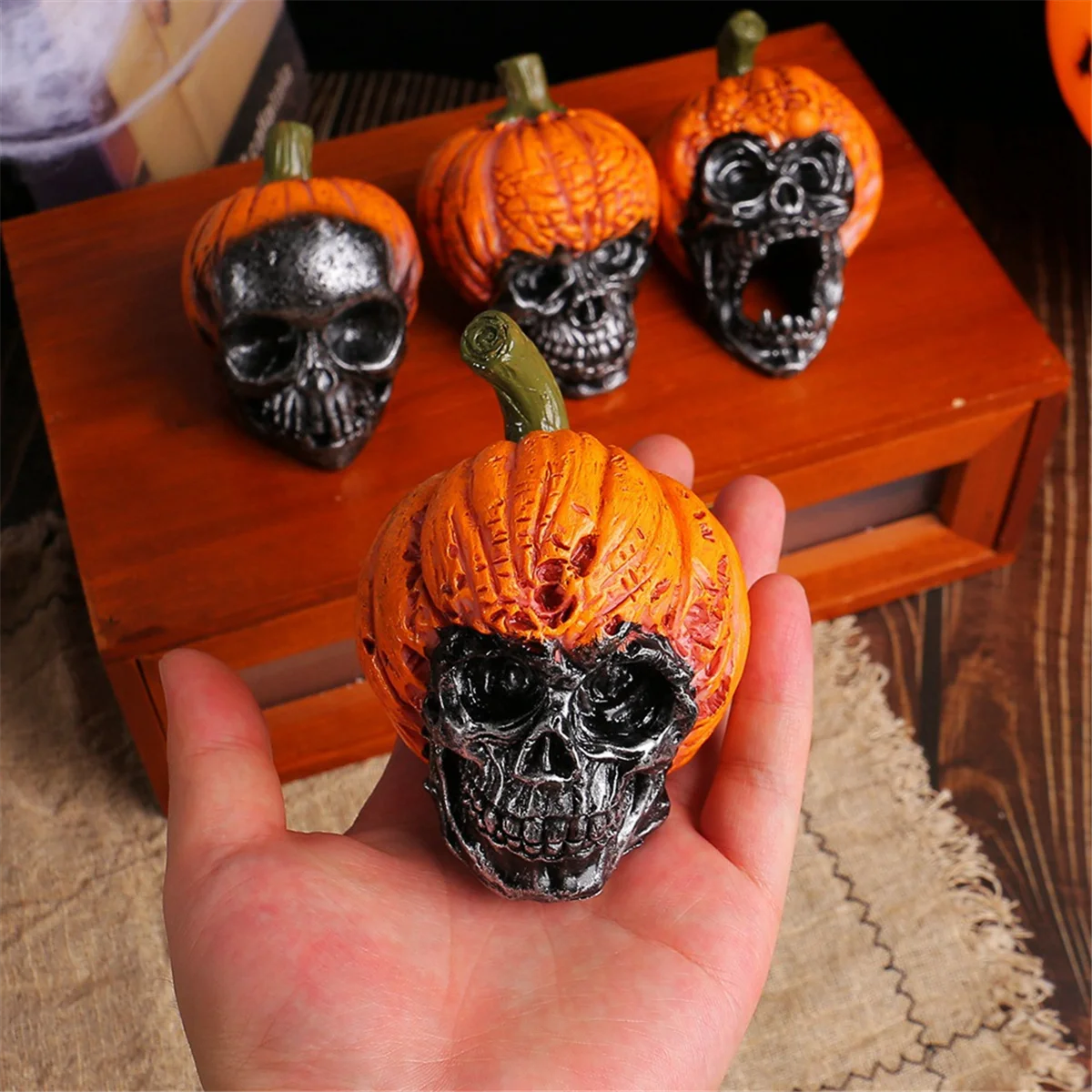 Halloween Skull Resin Ornaments Holiday Secret Room Horror Pumpkin Hat Skull Decoration Layout Crafts