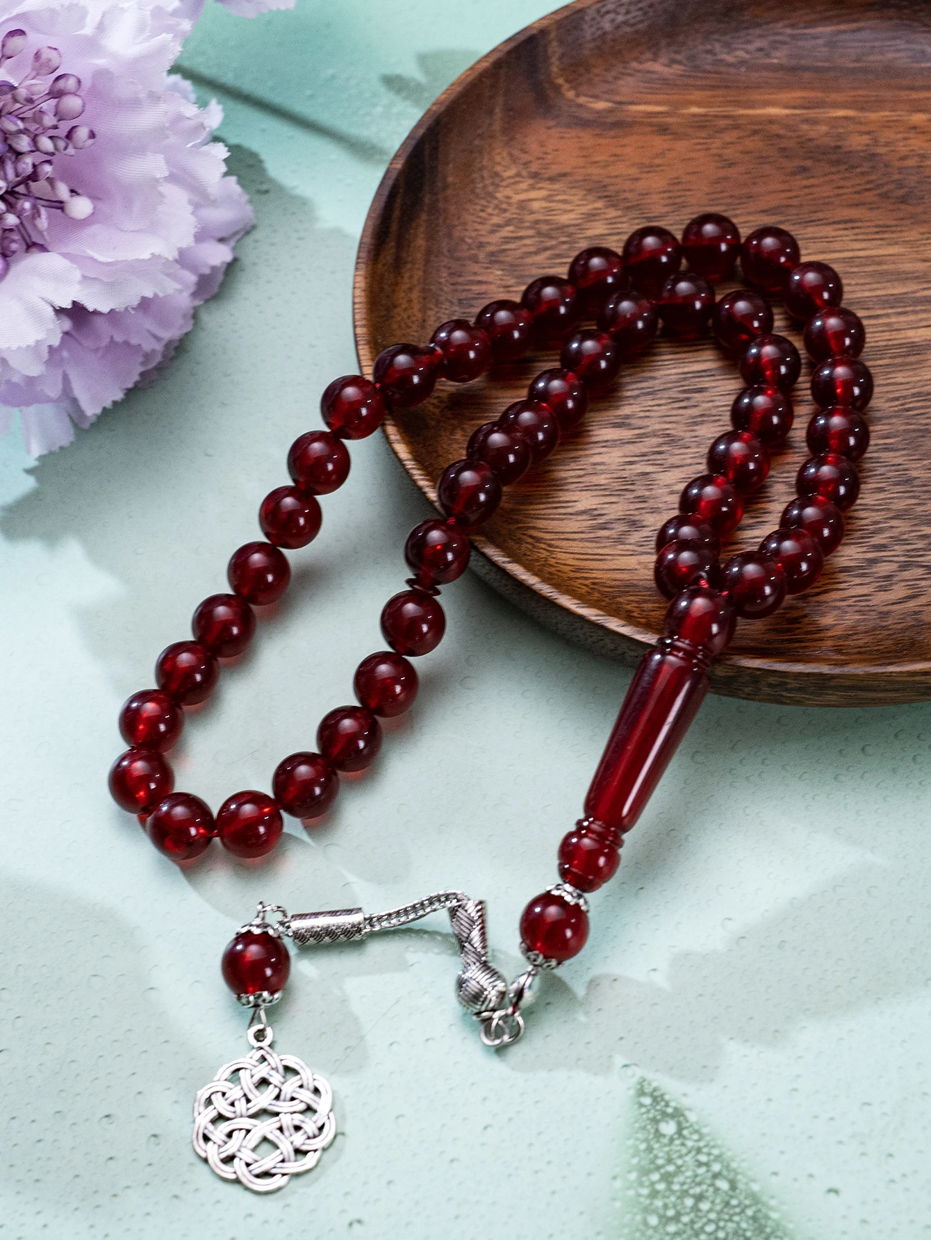 1 bracelet de comptage de prière islamique |   45 perles acryliques |   Pendentif rotatif en argent à motif arabe |   Outil de prière unisexe