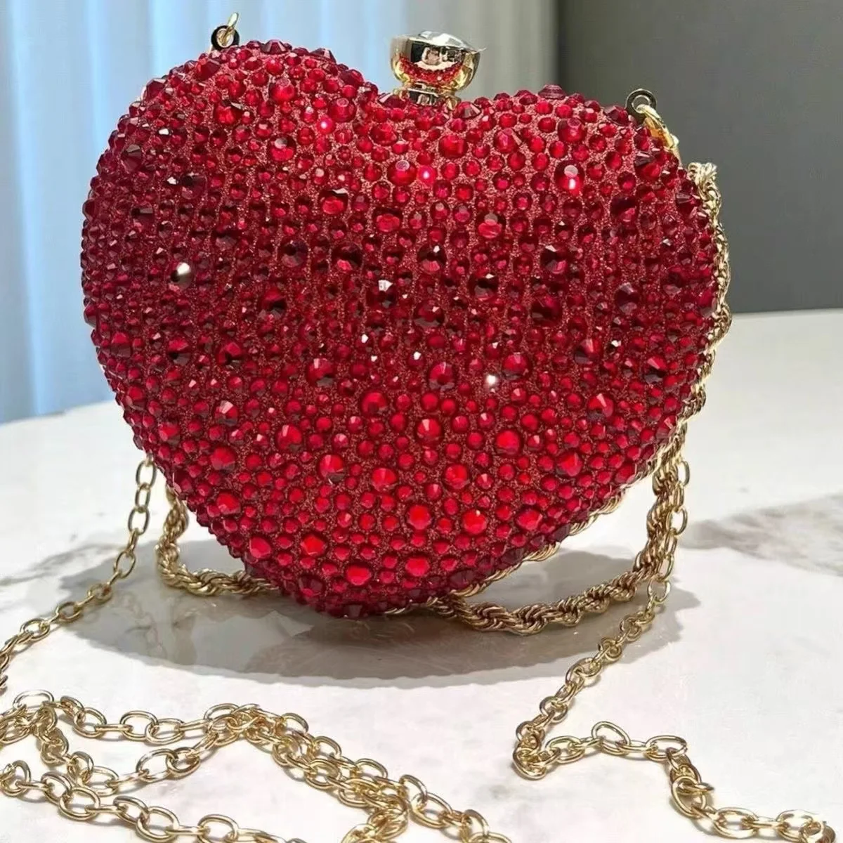 Crystal Shiny Rhinestone Diamond  Evening Bag Glitter Heart-Shaped Women's Handbag Wedding Party Clutch Purse Crossbody Bag view 6