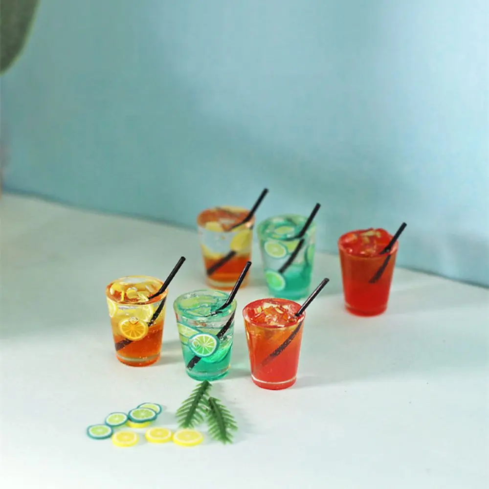 1:6/1:12 scala casa delle bambole accessori in miniatura Mini estate frutta tazza da tè simulazione bevande modello giocattolo per la decorazione della casa delle bambole