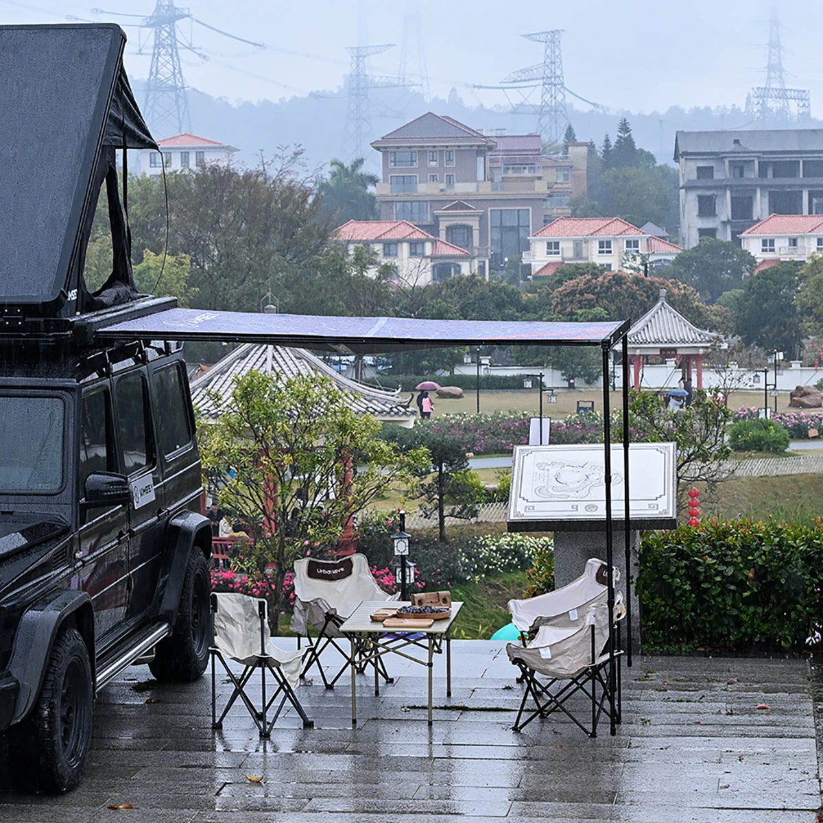 ATV&UTVFactory Hot Sale Outdoor Camping Automatic Retractable Car Side Awning Suv Canvas Car Awning