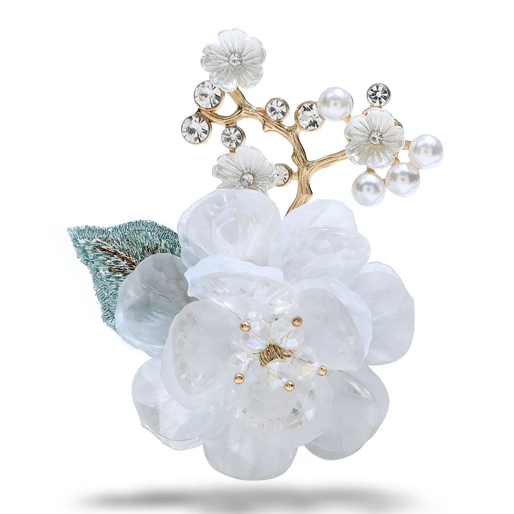 CINDY XIANG Handmade Acrylic Flower Brooch Winter Fashion Jewelry Pearl Wedding Pin Good Gift Coat Accessories