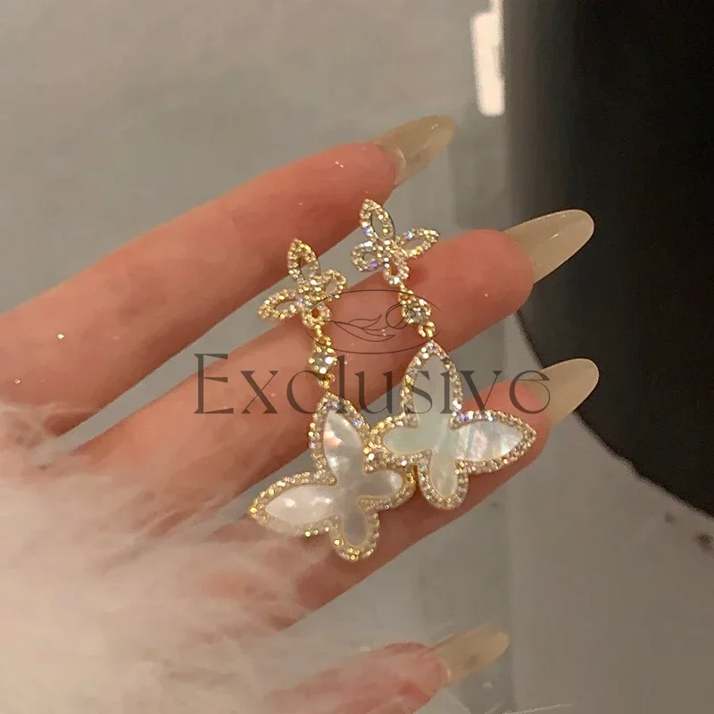 Romantic and gentle white fritillary butterfly earrings light luxury high-end temperament super fairy versatile earrings