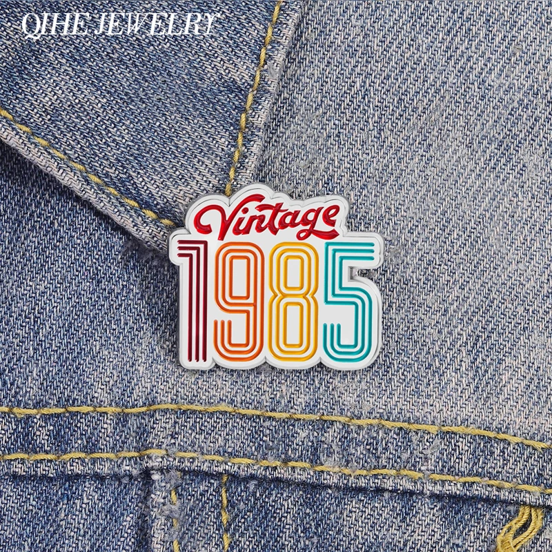 Vintage 1985 Hard Enamel Pins Retro Nostalgia 40th Birthday Logo Brooches Clothes Lapel Badge Jewelry Birthday Gift For Friends