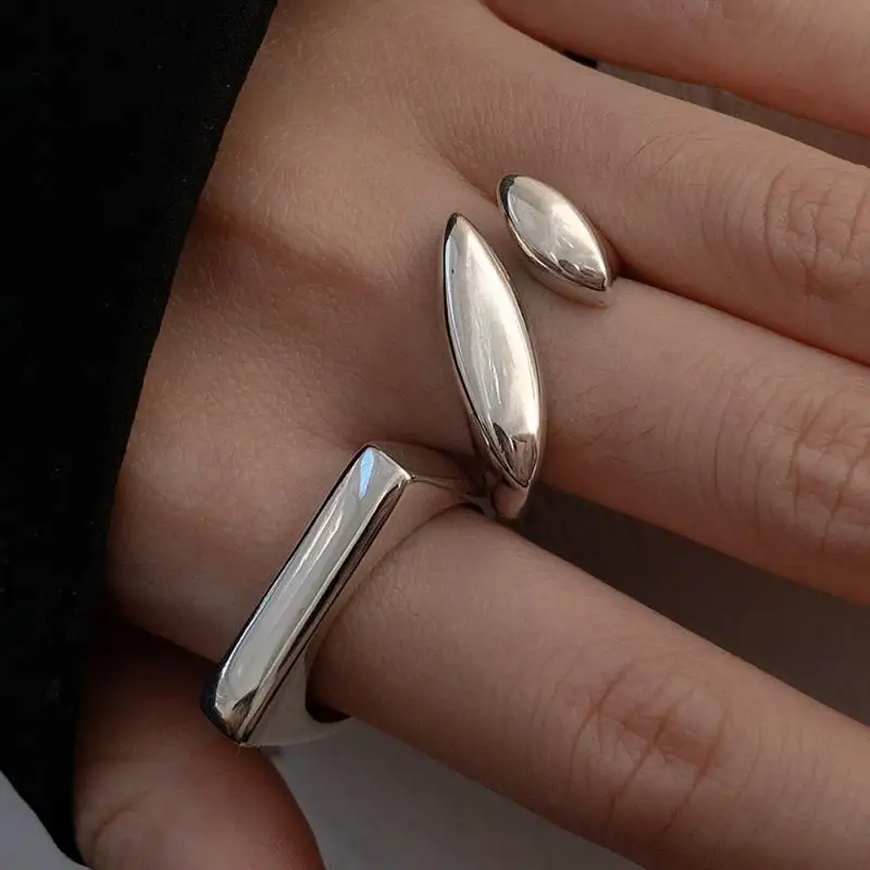 Vintage Silber Farbe Trend kreative flache einfache Finger offene Ringe Luxus Metallic Textur Mädchen Schmuck Paar Großhandel