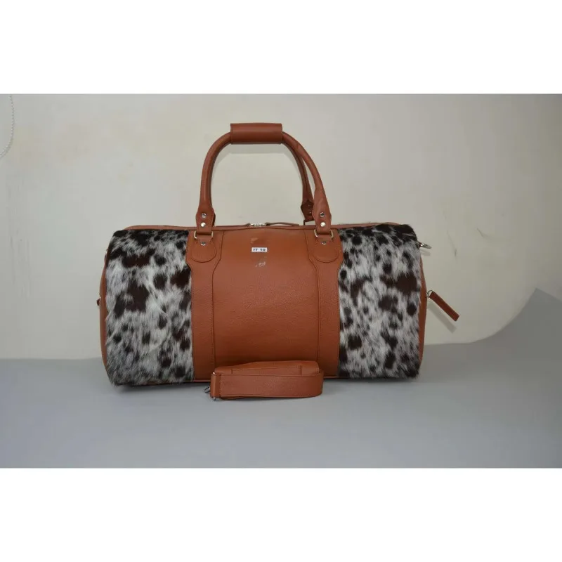 Casual Style Hair in Duffel Bag Fitness Sports Bag Weekend Handbag Fitness Travel Outdoor Use Leather with Polyester Lining