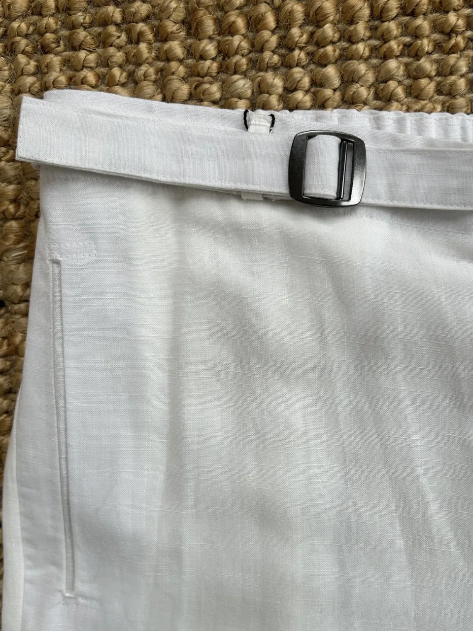 Mens Old Money Style High Count Linen Blended Adjustable Metal Buckle Embroidery Draping Straight Fit Casual Shorts  lp