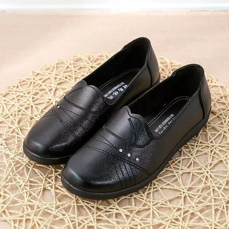 Mom Shoes Genuine Leather Flats Non Slip Adult Leather Shoes Women Loafers Big Size 10 Flats Shoes Women scarpe donna