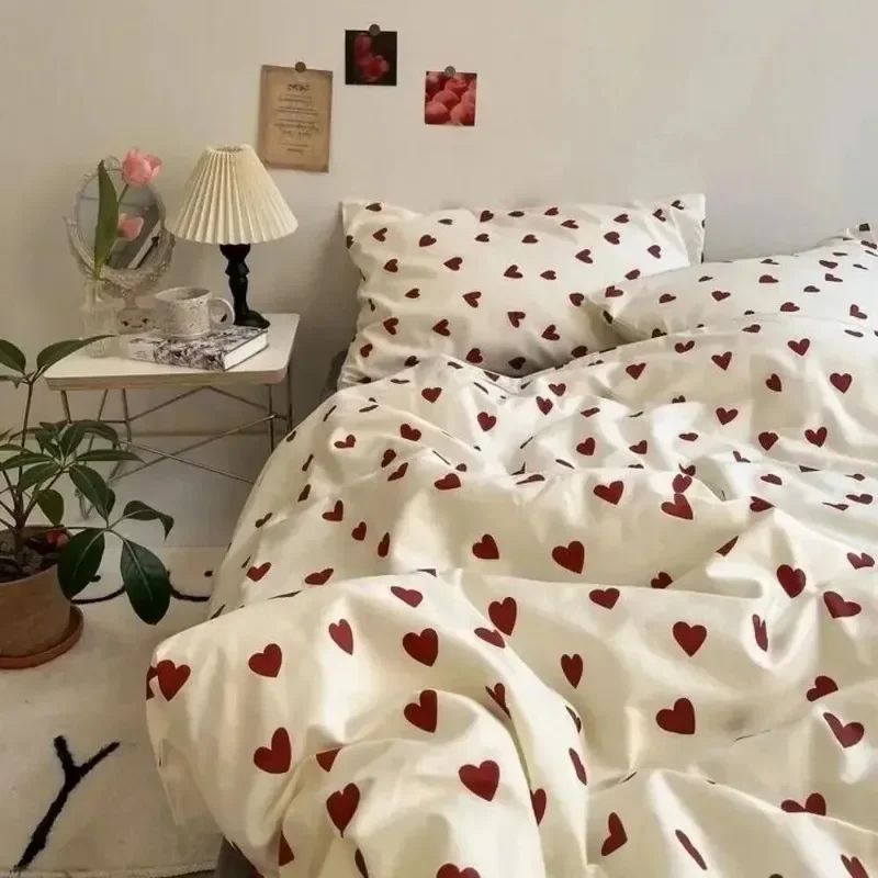 Simple Love Heart Bedding Set Girls Floral Duvet Cover Flat Sheet Pillowcase No Filling Soft Polyester Queen Bed Linens