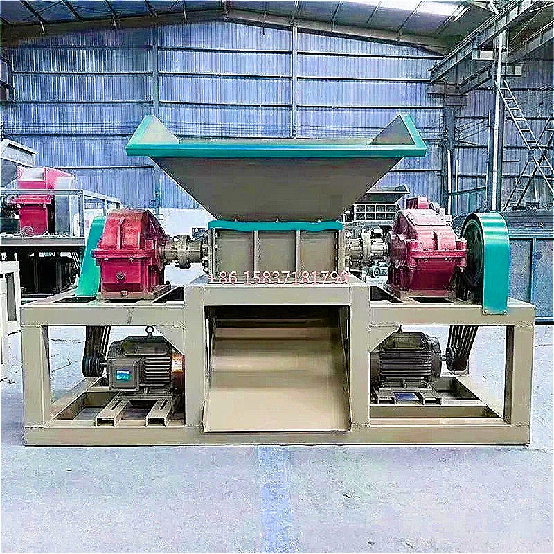 Plastic Rubber Shredder Tyre Processing Machine Plastic Crushing Scrap Waste Cars Metal Tire Shredder Machine for Poland