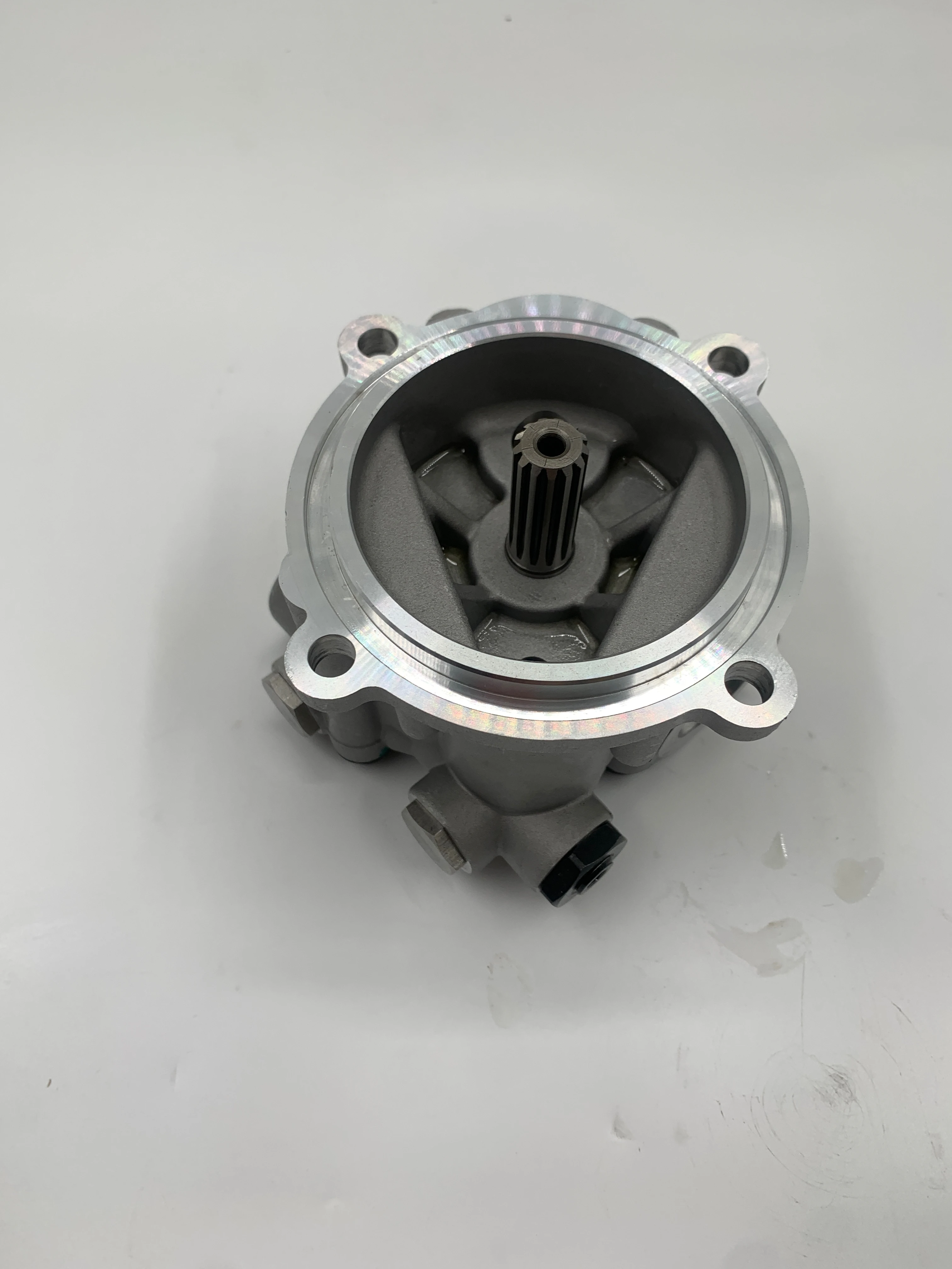 SK135 excavator parts (B) K3V112 hydraulic gear pump