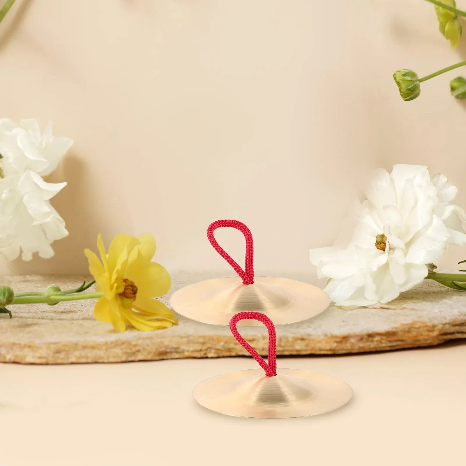 

Children Copper Cymbals 9cm Hand Bells Brass Percussion Gong Musical Instruments for Kids Toddlers Mini Practice Small Cymbals