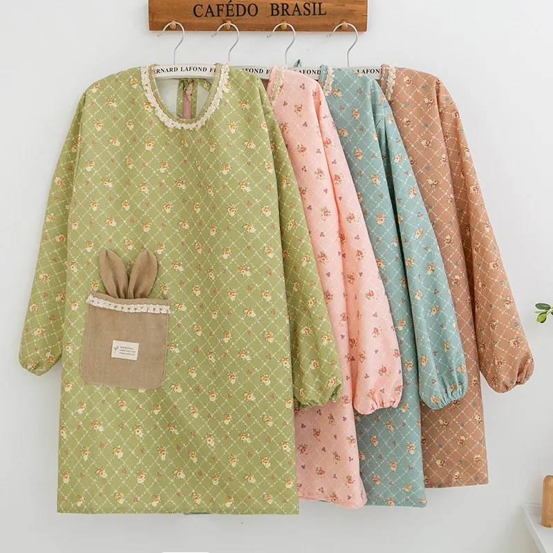 Apron long sleeved home kitchen anti stain cute rabbit ear Japanese fresh small floral reverse dressing cover A1