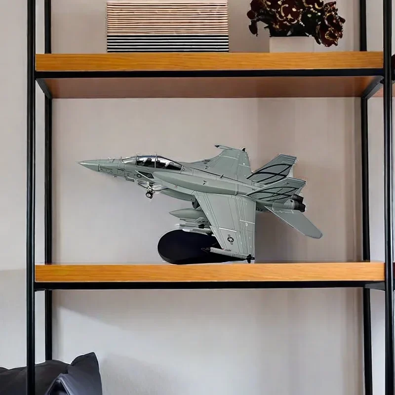 

Литой под давлением масштаб 1:72, американский истребитель F/A-18F Super Hornet F18, 2024, статическое украшение, сувенирные подарки для взрослых мальчиков