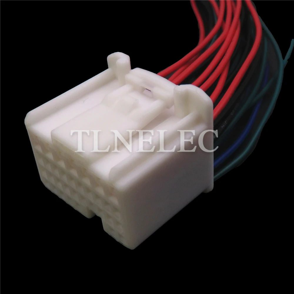 34 Pin Way สายไฟซ็อกเก็ตสายไฟปิดผนึกตัวเชื่อมต่อสำหรับ Nissan 1123337-1/1674925-1/90980-12144