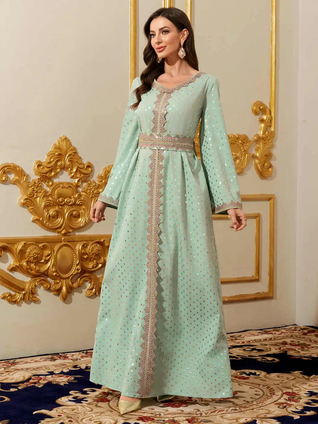 Sukienka z dekoltem w serek w stylu arabskim z Dubaju z Bliskiego Wschodu, z złotą wstążką w kropki i cekinami, z blokami kolorów, idealna na festiwal Ramadan, prosta i elegancka suknia jak od wróżki.