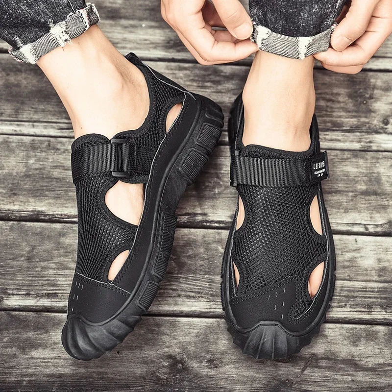 

New Summer Breathable Sandals Outdoor Net Surface Beach Shoes Leisure Hollow Deodorant Soft Sole Wear-resistant Frame Shoes