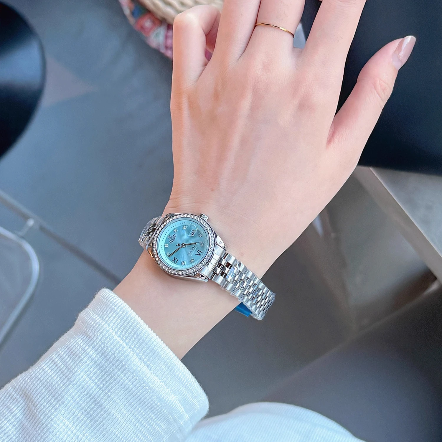 

New Luxury Women's Quartz Watch High Quality Full Diamond Dial Casual Fashion Stainless Steel Wristwatch for Ladies