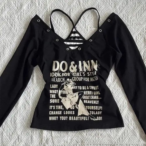 

Gothic T Shirt Y2k Harajuku Top Punk Streetwear Comic print Off-Shoulder Crop Top Girl Aesthetic Tees Emo Girl Grunge T Shirts