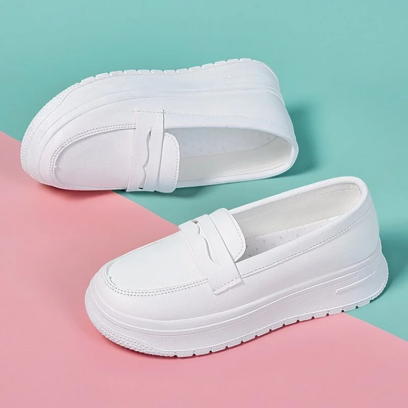 

2025 New Breathable Nurse Shoes for Women, Soft Sole, Non-Slip, Flat Single Shoes, Medical White Shoes, Ultra Soft Work Shoes