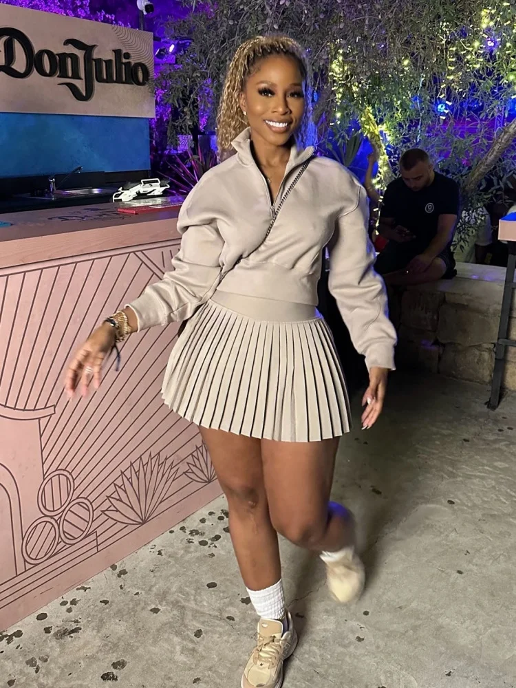 

Комплекты платьев Wmstar для женщин, оптовая продажа, свежий и милый свитшот с длинными рукавами, плиссированная короткая юбка с высокой талией, повседневный комплект 2025