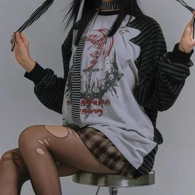 المرأة Y2K Harajuku مخطط كم طويل تي شيرت خمر أنيمي طباعة تصميم تيز أوائل الخريف بلوزات على الموضة غير رسمية الشارع الشهير جديد