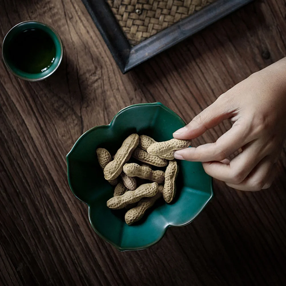 

1Pcs Japanese Style Ceramic Snack Plate Creative Dry Fruit Dish Food Tray Ideal for Home Cafe Restaurant Serving