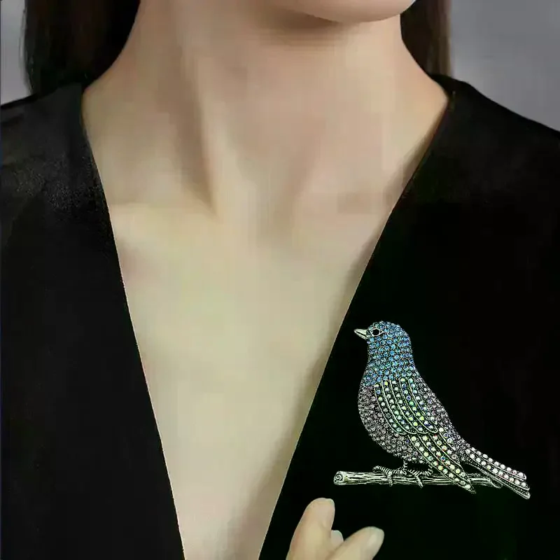 Креативные броши-птицы с инкрустацией стразами, блестящие броши-птицы для лацканов, модные украшения для одежды и пальто, аксессуары, подарки