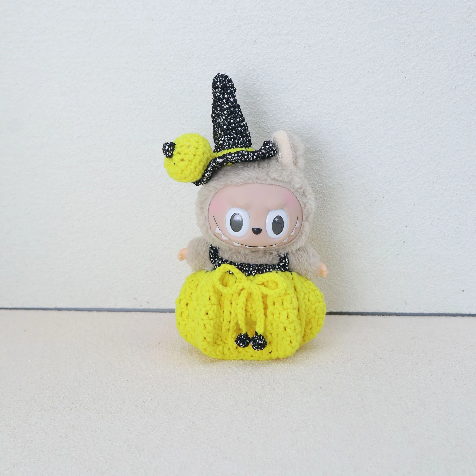 

V1/V3 Labubu Plush Doll Halloween Witch Dress Magic Pumpkin Wool Clothes Kits Wool Crochet Hook Pure Handmade Workmanship
