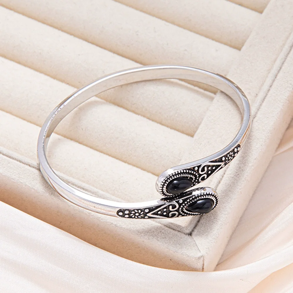 A fashionable retro inlaid imitation green agate water drop men and women adjustable open bracelet, bohemian style summer hundre