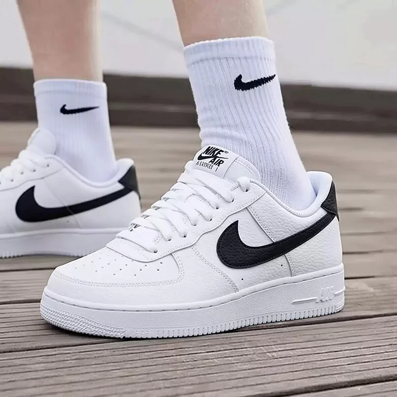 Nike Authentic AF1 Air Force One Men's Low-top Casual Sneaker, Stylish and Comfortable Board Shoe for All Occasions CT2302-100