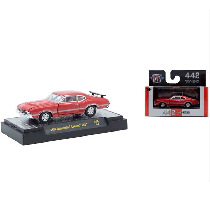 M2 Machines - Coche de Juguete a Escala 1:64 de Aleación Fundida a Presión, Modelo Clásico Oldsmobile Cutlass 442 de 1970, Regalo para Adultos, Souvenir, Exhibición Estática