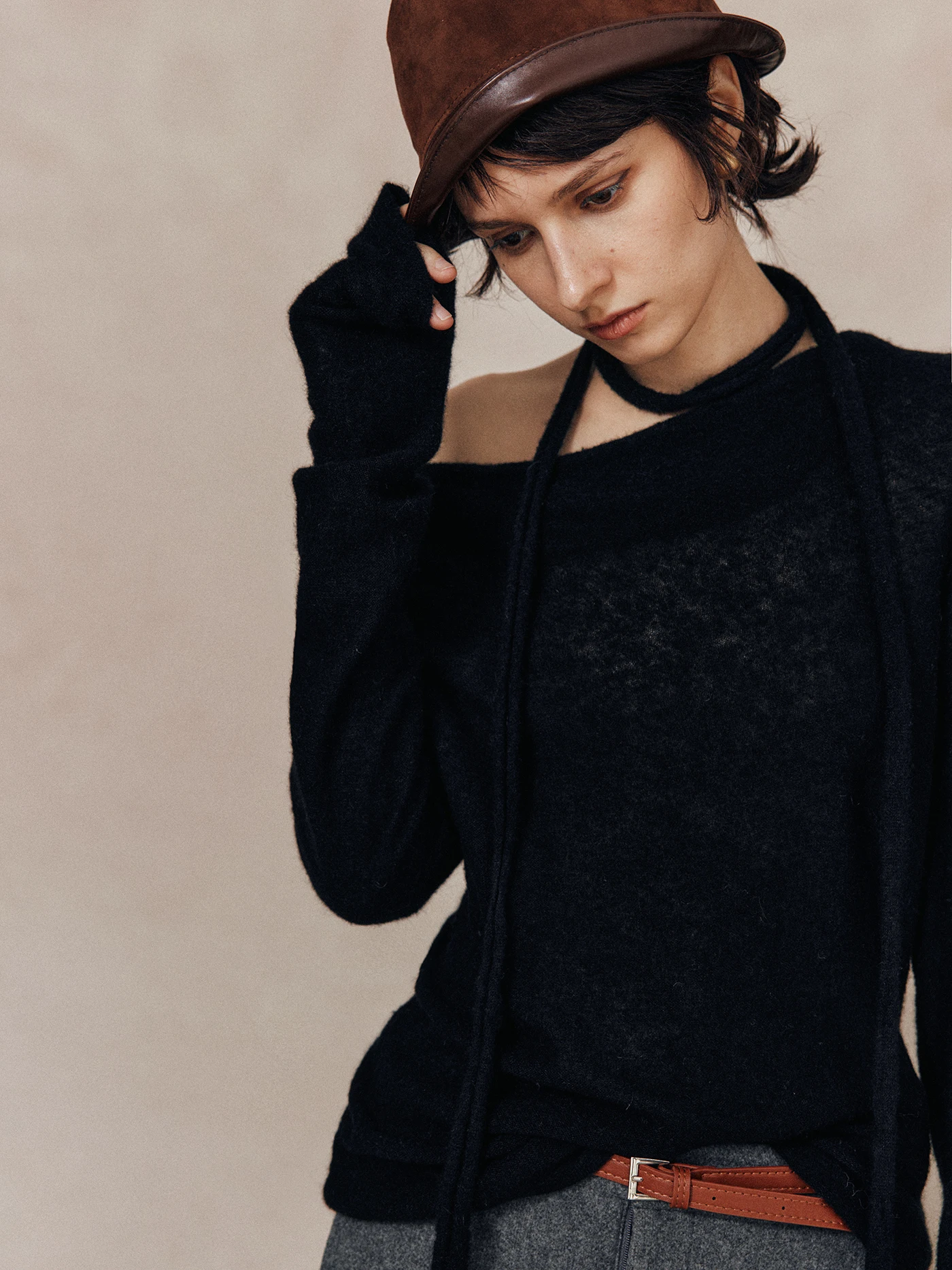 

Lightweight Godd Wool Silk Camere Knitted Top Loose Feel Cuffed Sausage Sa Women's Loose Fit Soft Knitwear