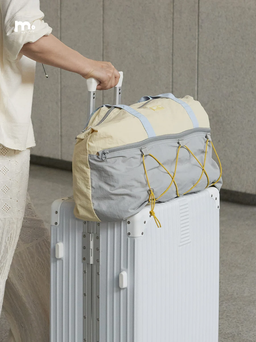 lightweight-foldable-sports-bag-yoga-travel-shoulder-bag-large-capacity-storage-organizer-for-outdoor-casual-scenarios