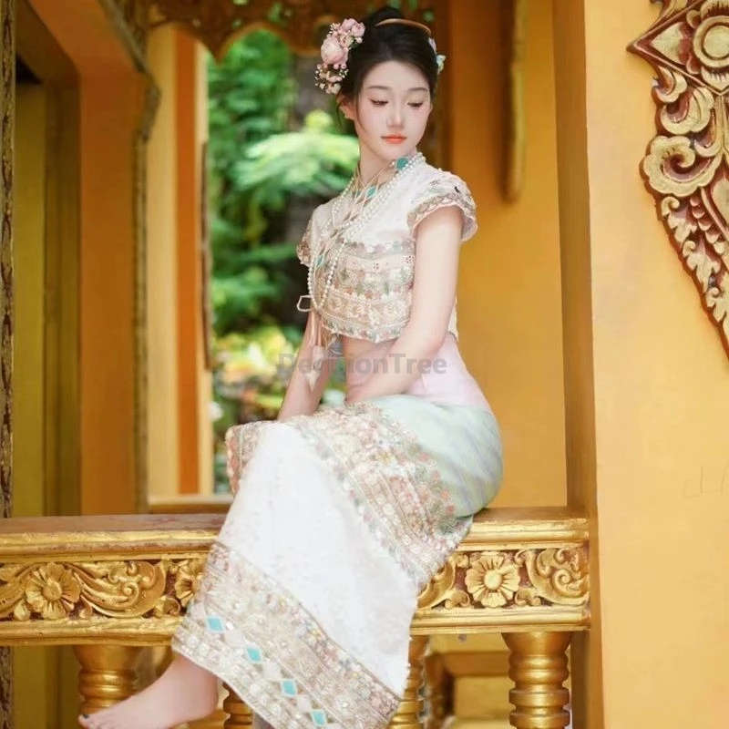 

2025 romantic trendy design thailand clothing xishuangbanna temperament photography garment dai minority wedding festival outfit