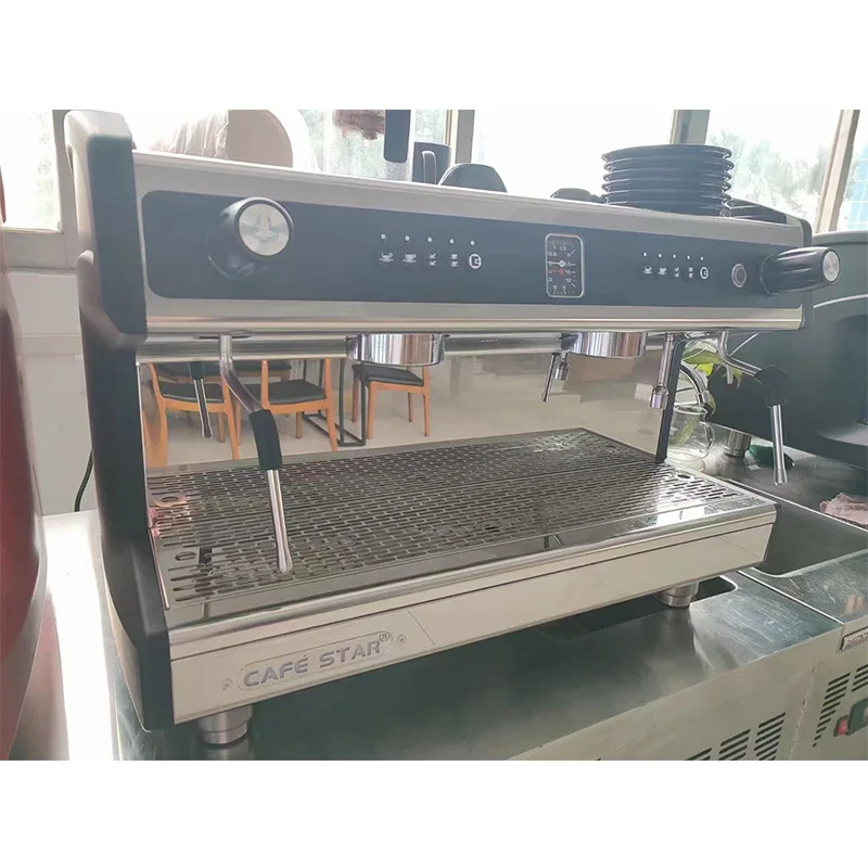 

Кофемашина Коммерческая с двойной головкой Профессиональный итальянский полуавтоматический насос Версия с электронным управлением Паровая итальянская кофе
