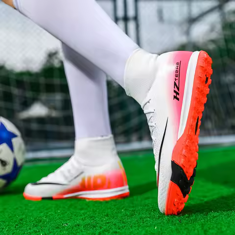 Men Soccer Shoes New Breathable Futsal Fast Resistant Male Football Boots Sneakers Indoor Grass Cleats Professional Adult Match