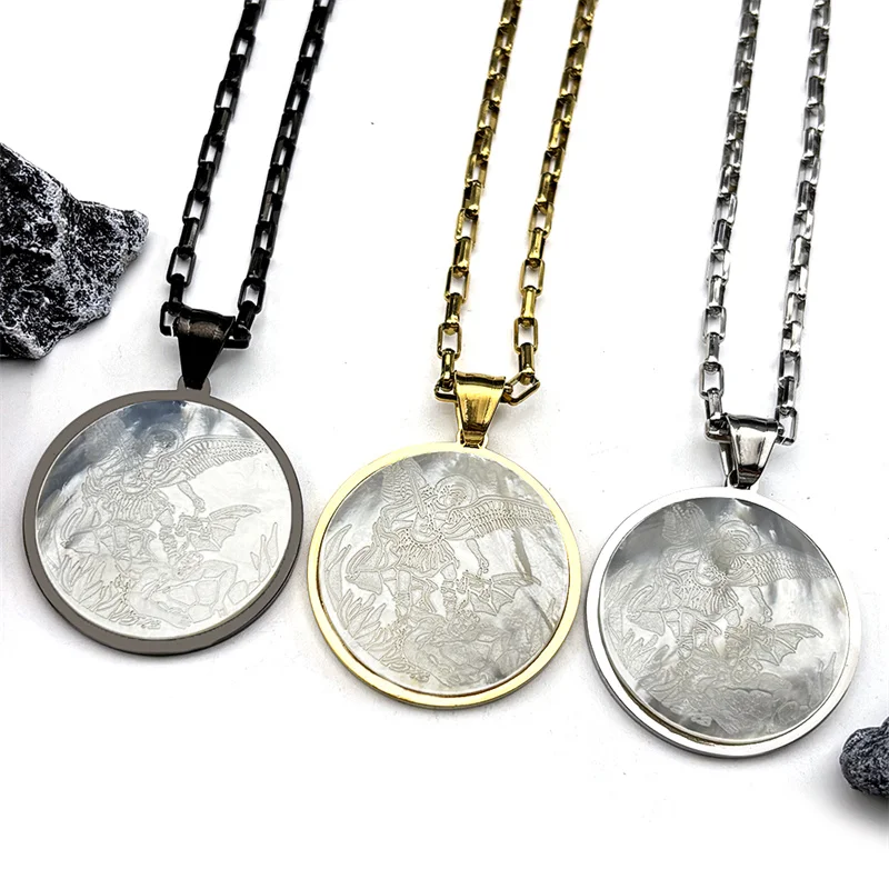 

Archangel St.Michael Protect Us Shell Pendant Necklace for Women Men Stainless Steel Saint Michael Round Medal Chain Jewelry