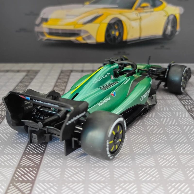 

Модель гоночного болида Aston Martin F1 в масштабе 1:24 # Модель автомобиля из сплава 1:14, статичная, для декора, в стиле раллийного спорткара, подарок