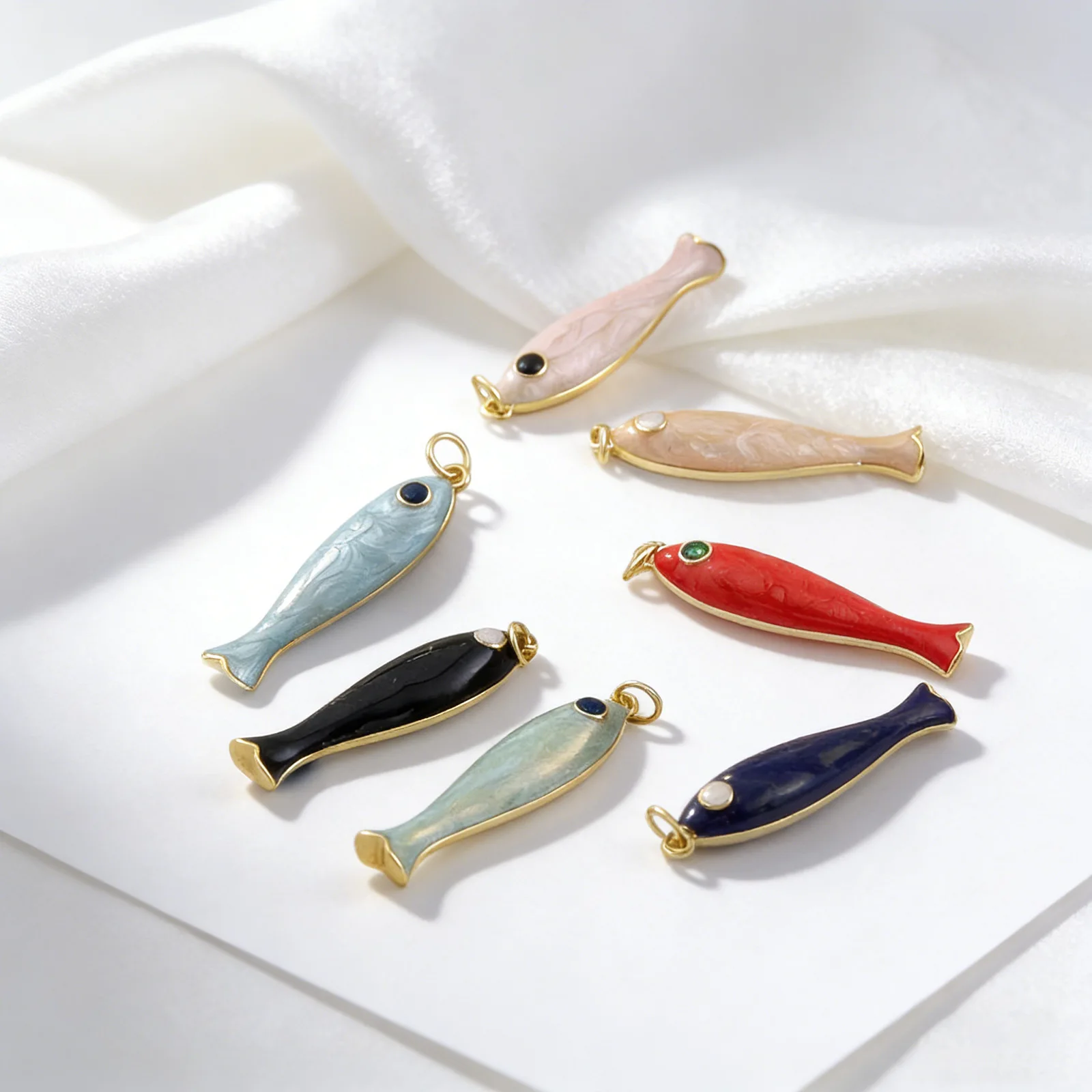 1PC multicolored copper Vintage Slim Long Fish Tiny Pendant DIY Bracelet Necklace Earring Making Ocean Animal Jewelry make view 4