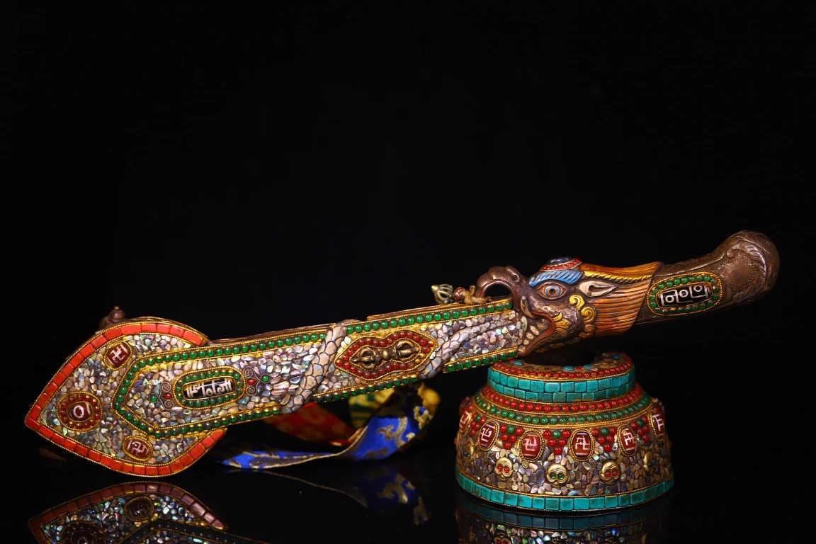 

20"Xizang Old Natural Meteorite Mosaic Gem gZi Beads Shell Manjusri Sword Dragon Head Vajra Worship Hall