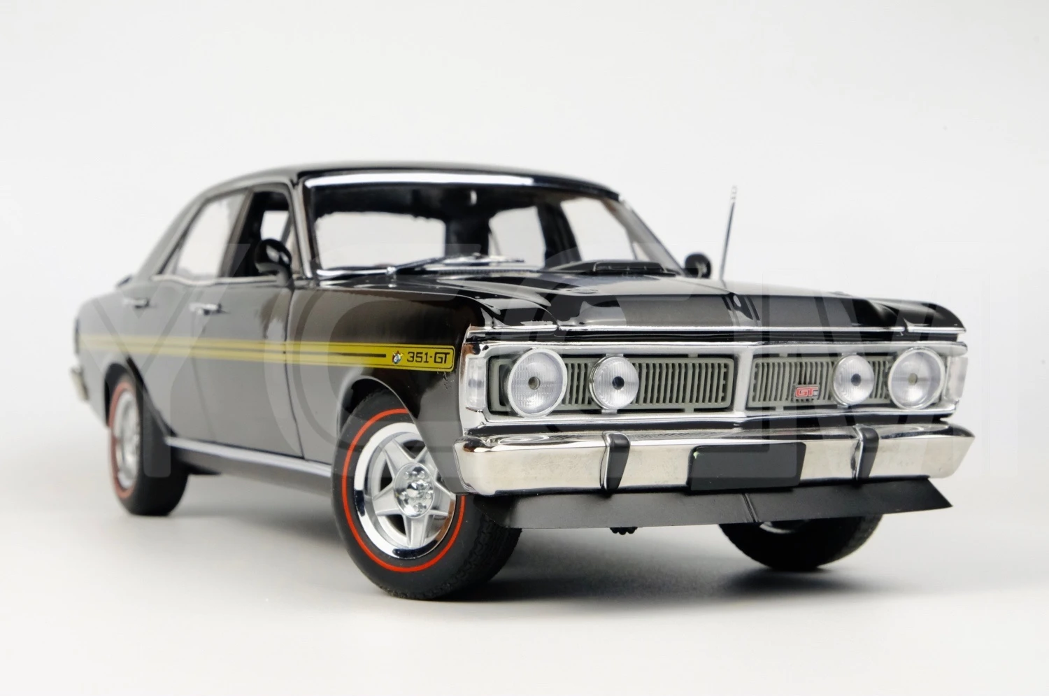 Autoart 1:18 For XY FALCON GTHO Out of Print Simulated Limited Edition Resin Alloy Static Car Model Toy Gift