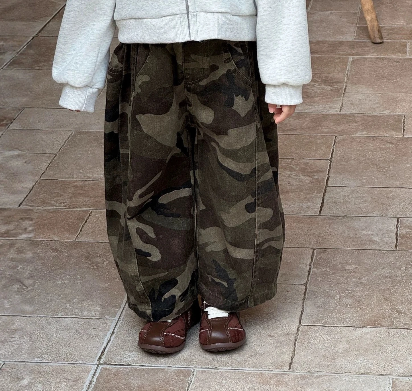 Children's Autumn Camouflage Pants Unisex Camouflage Style Casual Elastic Waist Wide Leg Loose Curved Knife Pants 2026 New